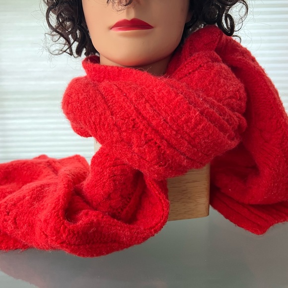 🧶Oversized Thick Soft Coral-Red Cable Knit Wool Blend Scarf | J. Crew 15” x 78” - Picture 9 of 17